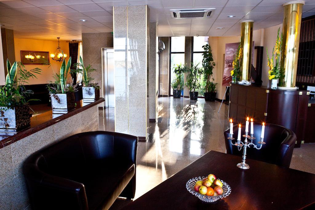 Shuma Hotel Dąbrowa Górnicza Kültér fotó