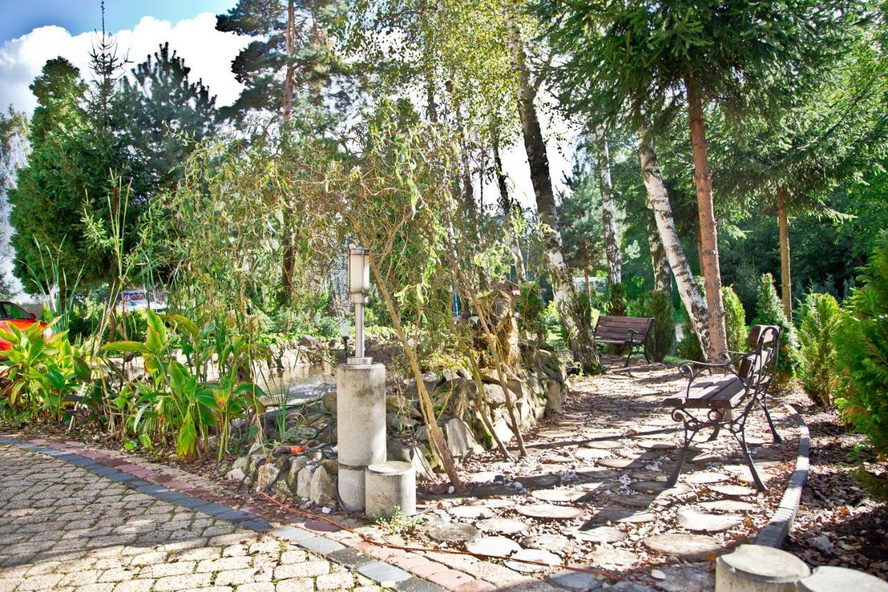 Shuma Hotel Dąbrowa Górnicza Kültér fotó