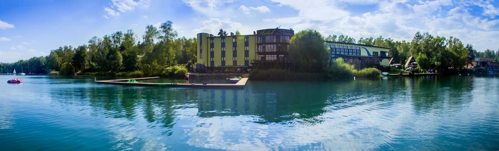 Shuma Hotel Dąbrowa Górnicza Kültér fotó